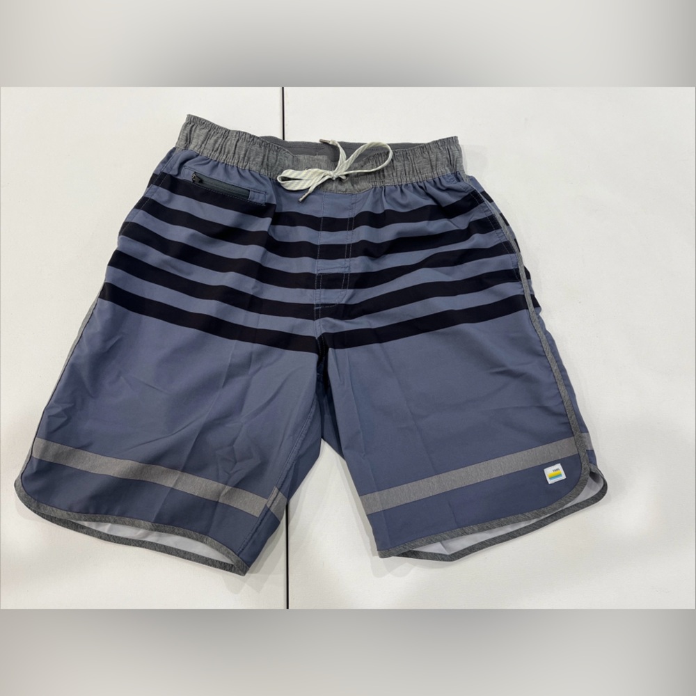 SOLD  Banks Shorts 8” Athletic Gym Blue Black Gray Pockets Drawstring Mens M
